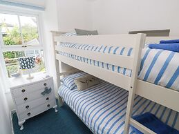 2 The Cottages