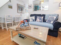2 The Cottages