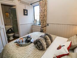 The Old Clock Makers