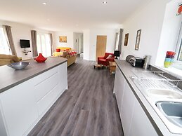 Heron Lodge