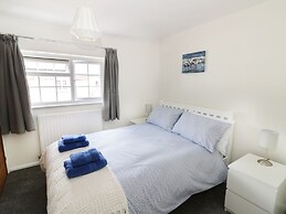 25 Shakespeare Street