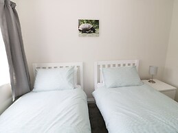 25 Shakespeare Street