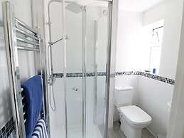 25 Shakespeare Street