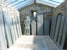 Seaview-barsloisnach Cottage