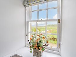 Seaview-barsloisnach Cottage