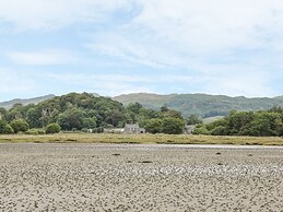 Seaview-barsloisnach Cottage