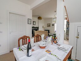 Seaview-barsloisnach Cottage