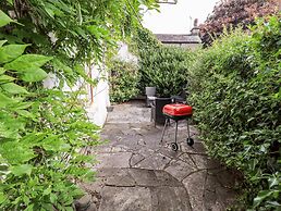 4 Greencross Cottages