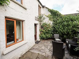 4 Greencross Cottages