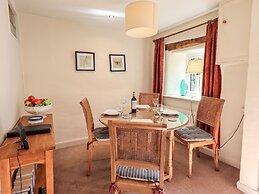 4 Greencross Cottages