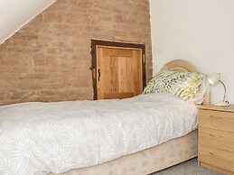 The Cow Byre, Heath Farm