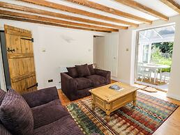 Blenheim Edge, The Causeway