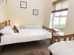 2 Moor Farm Cottages