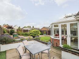 Lynsted Lodge