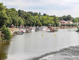 Dee Heights Penthouse
