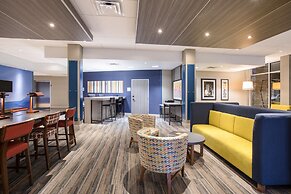 Holiday Inn Express And Suites Denver Ne - Brighton by IHG