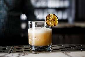 Cyrus Hotel, Topeka, a Tribute Portfolio Hotel