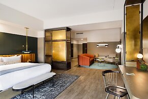 Cyrus Hotel, Topeka, a Tribute Portfolio Hotel