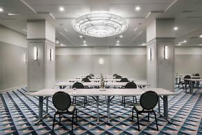 Cyrus Hotel, Topeka, a Tribute Portfolio Hotel