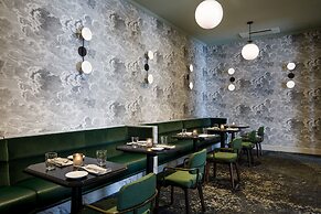 Cyrus Hotel, Topeka, a Tribute Portfolio Hotel