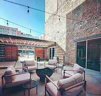 Cyrus Hotel, Topeka, a Tribute Portfolio Hotel