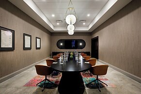 Cyrus Hotel, Topeka, a Tribute Portfolio Hotel