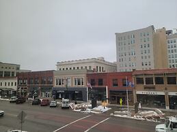 Cyrus Hotel, Topeka, a Tribute Portfolio Hotel