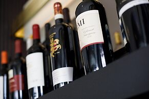 Cyrus Hotel, Topeka, a Tribute Portfolio Hotel