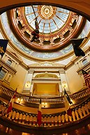 Cyrus Hotel, Topeka, a Tribute Portfolio Hotel