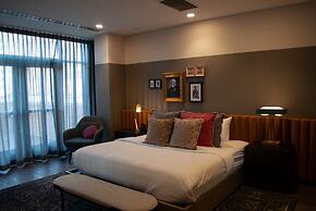 Cyrus Hotel, Topeka, a Tribute Portfolio Hotel