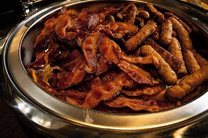 Cyrus Hotel, Topeka, a Tribute Portfolio Hotel