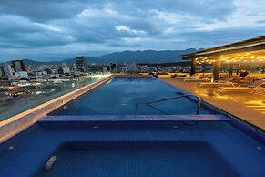 SJ Grand Hotel Monterrey