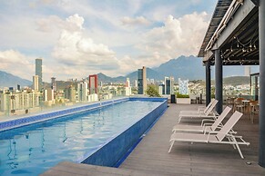 SJ Grand Hotel Monterrey