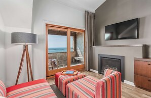 Headlands Coastal Lodge & Spa