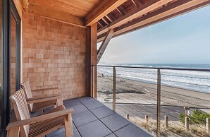 Headlands Coastal Lodge & Spa