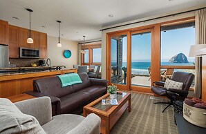Headlands Coastal Lodge & Spa