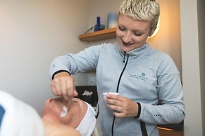 Headlands Coastal Lodge & Spa