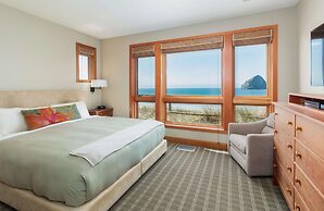 Headlands Coastal Lodge & Spa