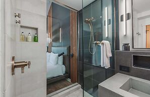 Headlands Coastal Lodge & Spa