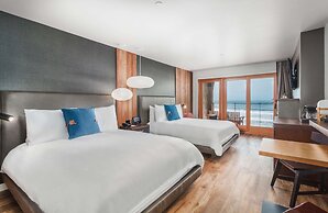 Headlands Coastal Lodge & Spa