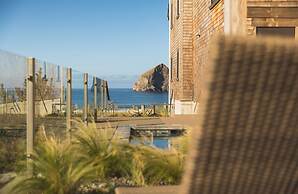 Headlands Coastal Lodge & Spa