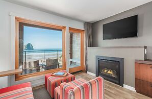 Headlands Coastal Lodge & Spa