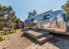 Hart's Camp Airstream Hotel & RV Park