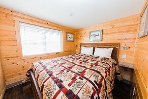 Hart's Camp Airstream Hotel & RV Park