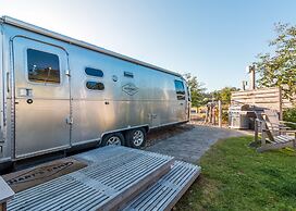 Hart's Camp Airstream Hotel & RV Park