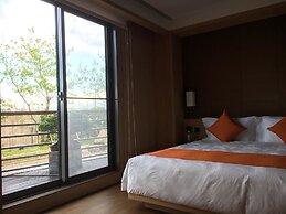 Apex Villa