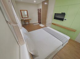 Star-Moon B&B