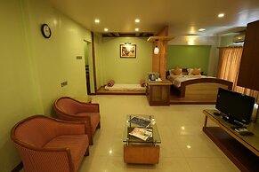 Hotel Kohinoor Square