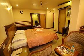 Hotel Kohinoor Square