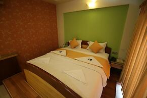 Hotel Kohinoor Square